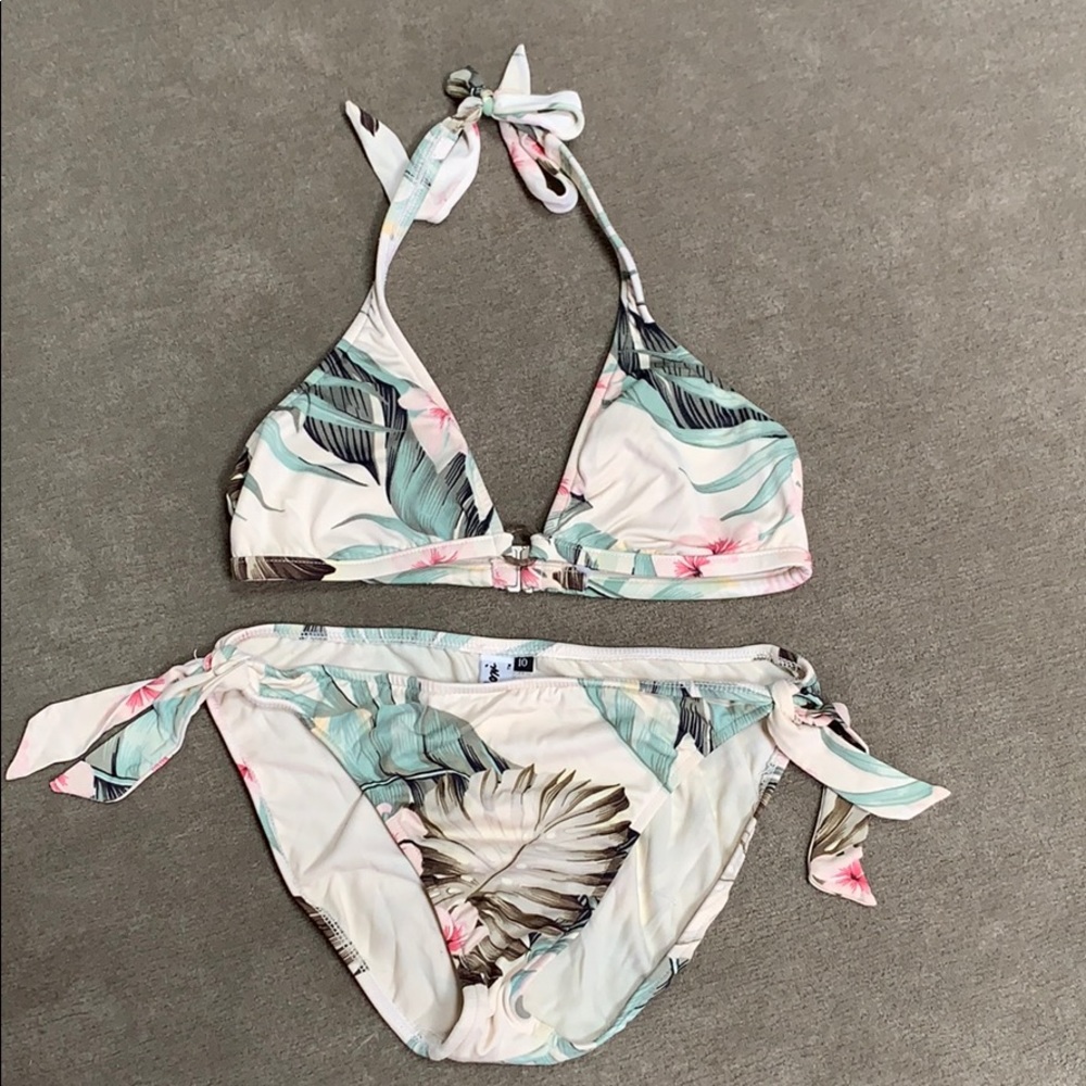 Ivory Floral Leiloni Bikini